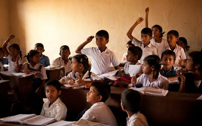Major Gaps in Maharashtra's School Education: Centre Issues Strict Directives Regarding ICT Labs and Teacher Shortages