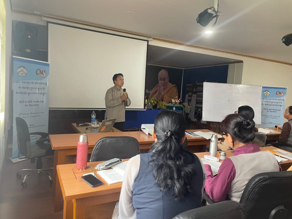 Teachers Attend Three-Day Workshop on Basic and National Education Policy