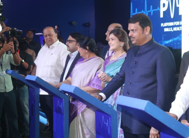 Maharashtra Healthcare Vision 2047: CM Fadnavis Plans Global Hub with AI, Research and Medical Tourism